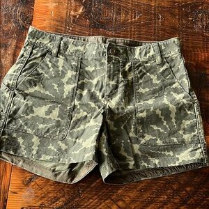Camo Green Women's Shorts